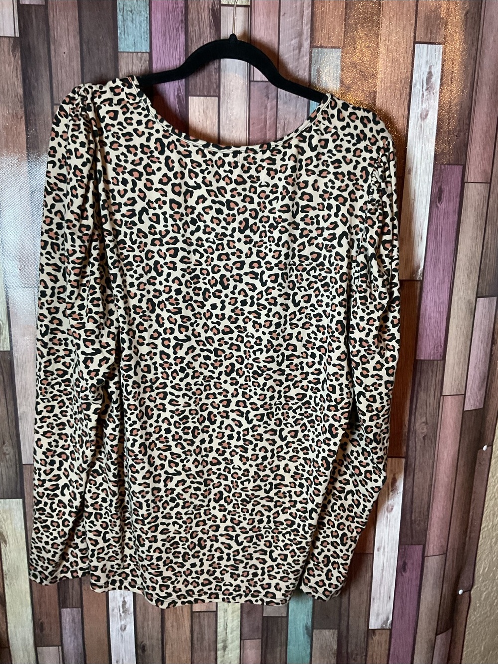 Sterling Kreek Leopard Print Long Sleeve Knit Top Women’s Size 2X - Picture 2 of 2
